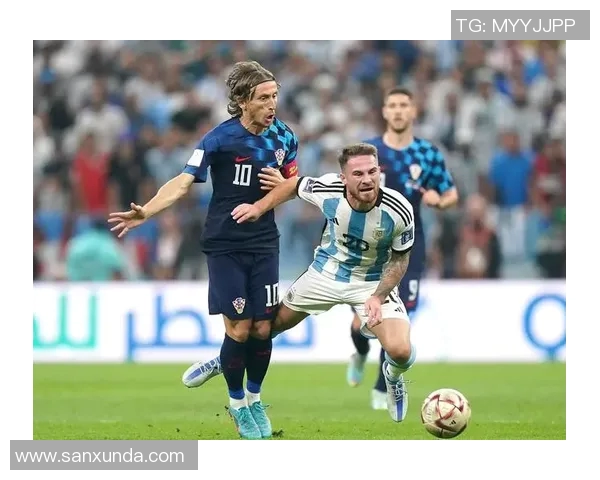 麦卡利斯特的传奇人生与足球世界的精彩交织