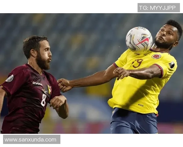 山口雷法与爱媛FC的激烈对决展现足球魅力与团队精神